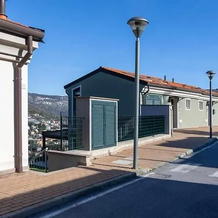 Piscina-parking-vista Mare La Perla Ligure - Ac דירה *