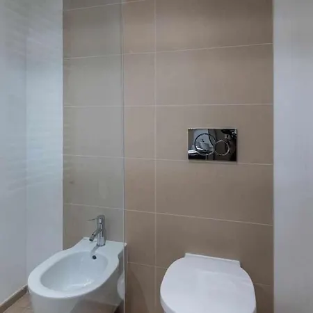Piscina-parking-vista Mare La Perla Ligure - Ac פייטרה ליגורה