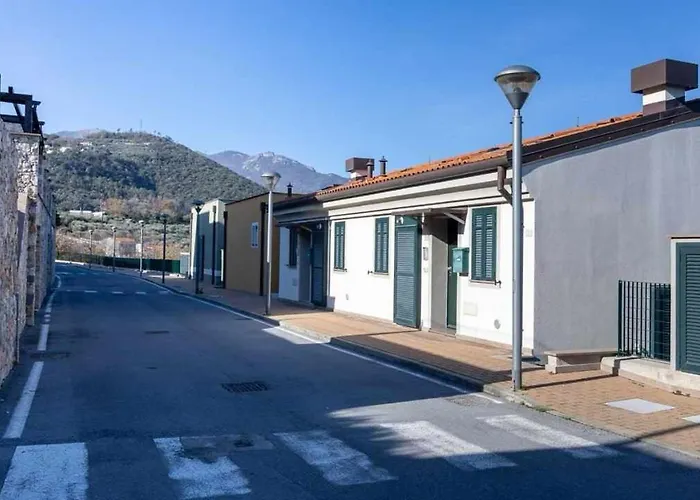 Piscina-parking-vista Mare La Perla Ligure - Ac *